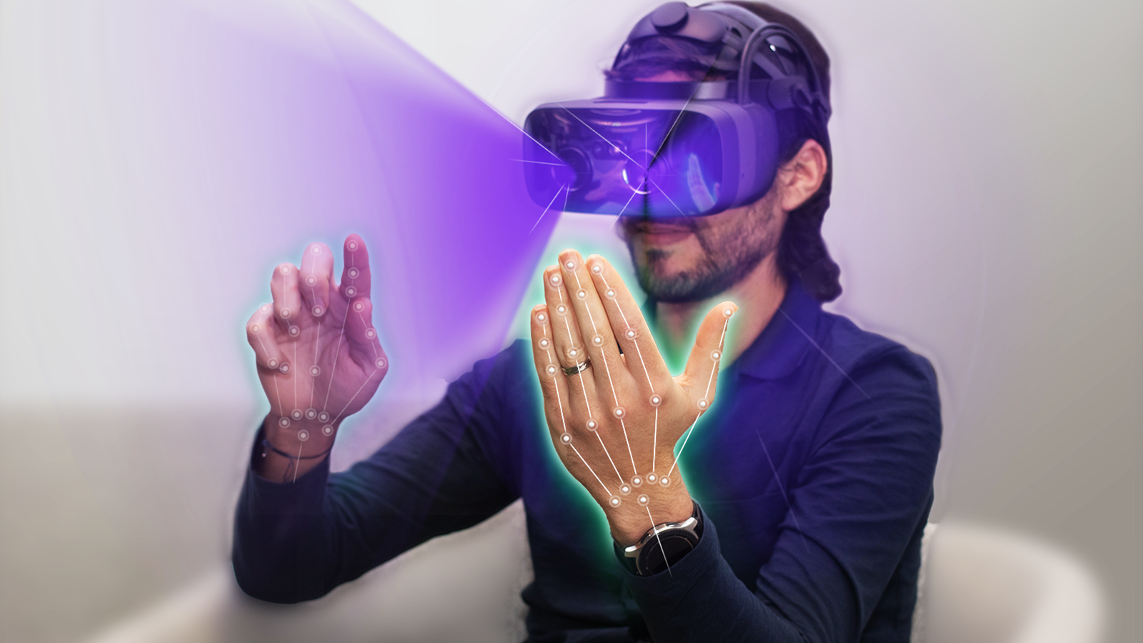 Hand tracking technology in virtual reality